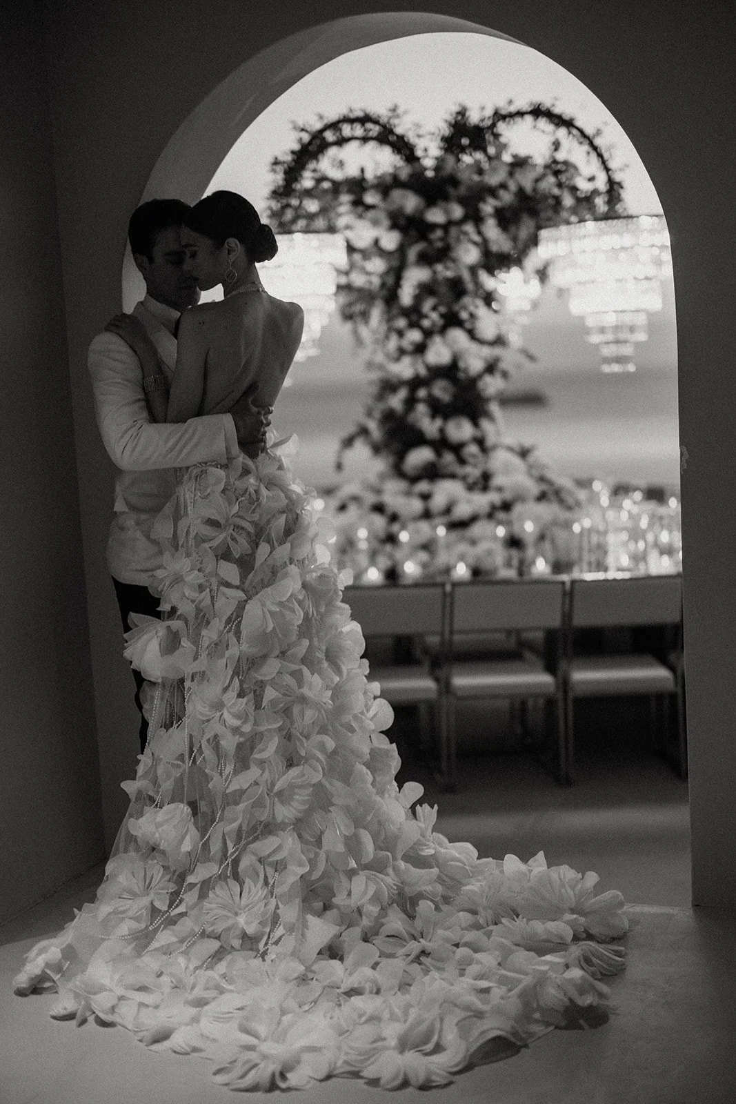 Aethereal_weddings_santorini_tsakanikas-0924.jpg