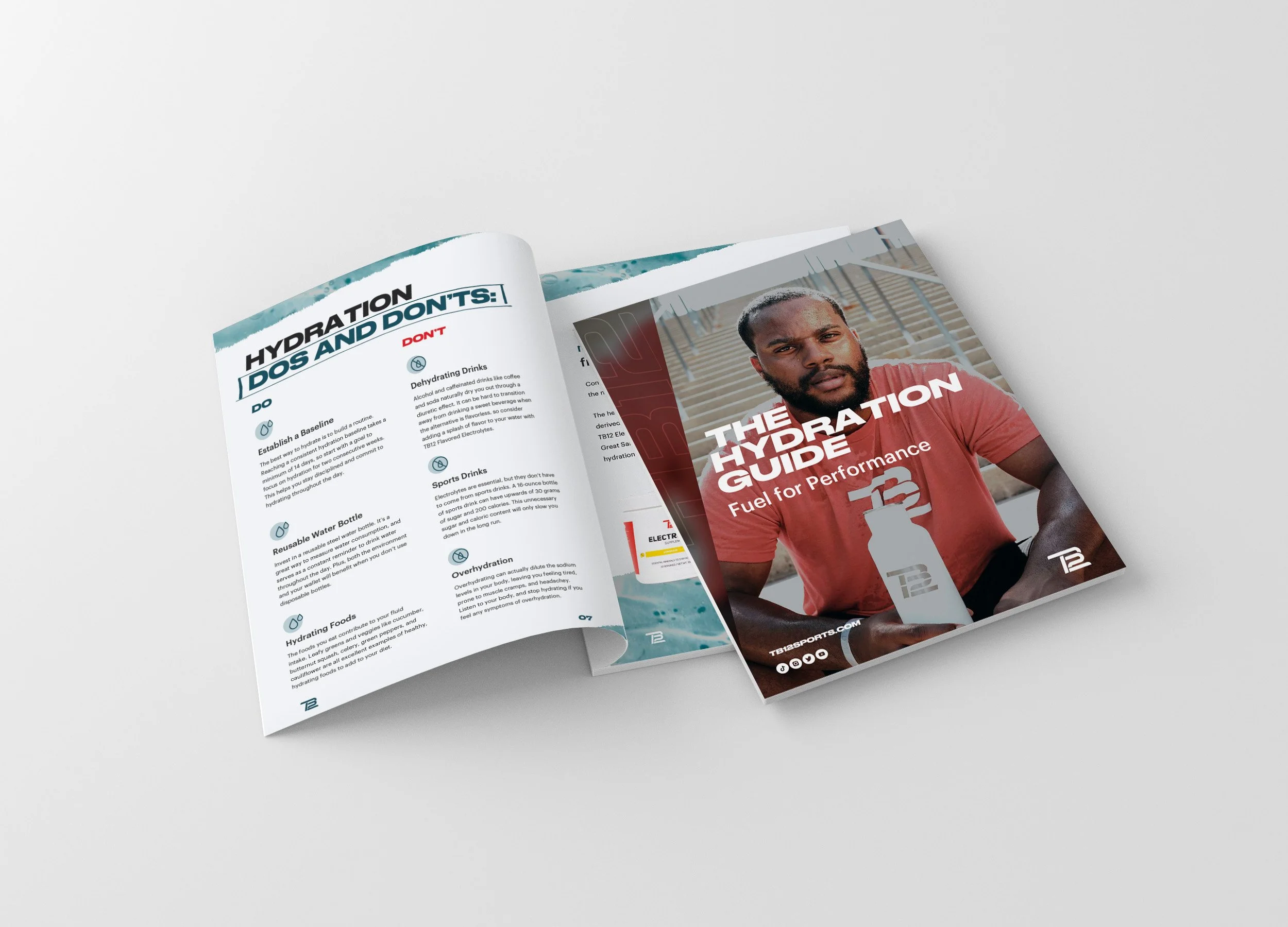 04-Free-US Letter-Magazine-Brochure-Mockup.jpg