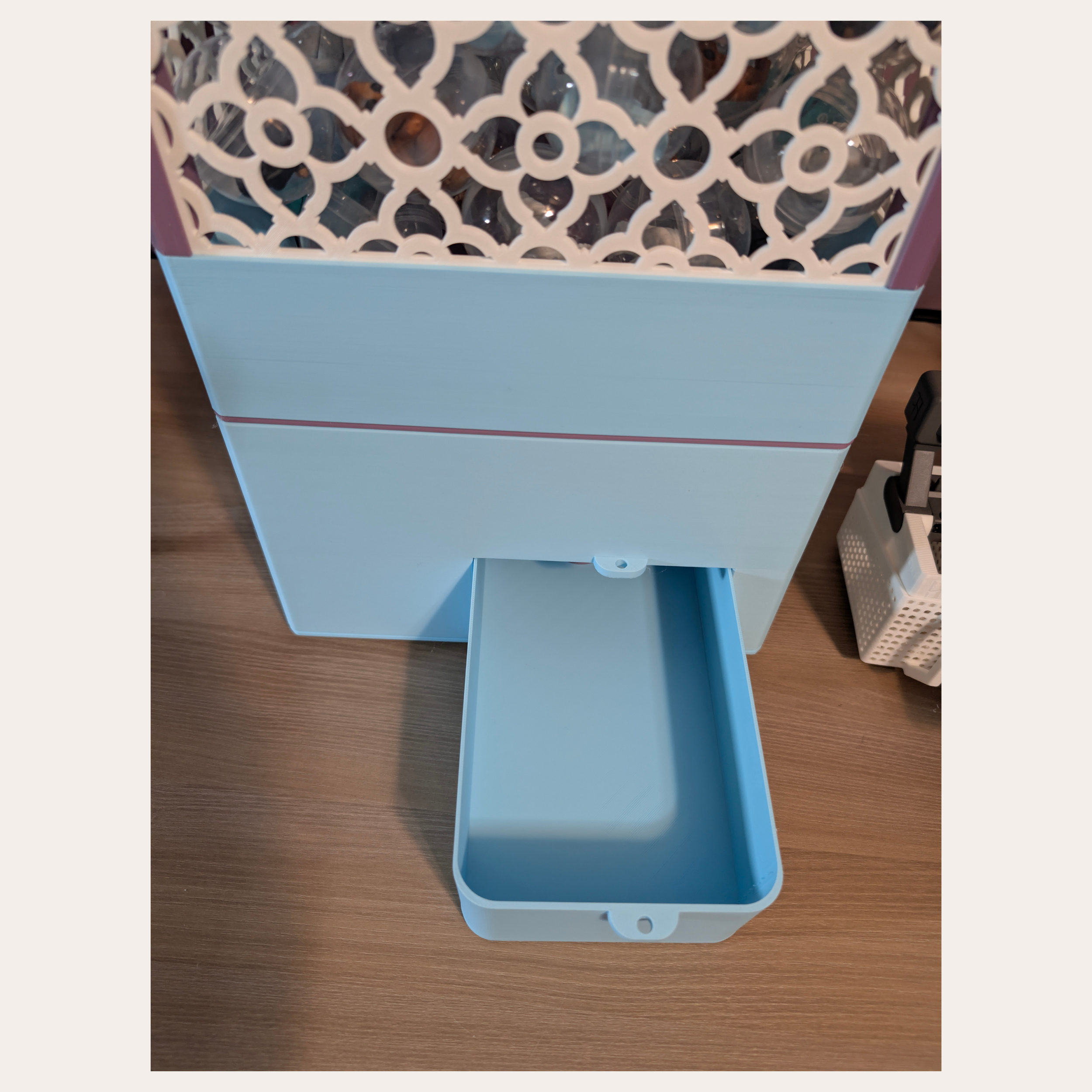 Tray Open.png (Copy)