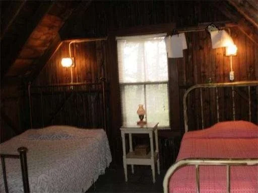 Upstairs bedroom 2, 2012