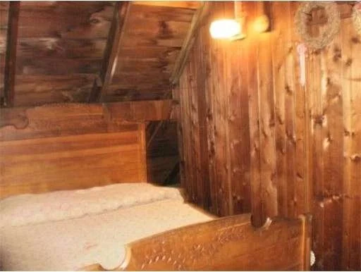 Upstairs bedroom 1, 2012