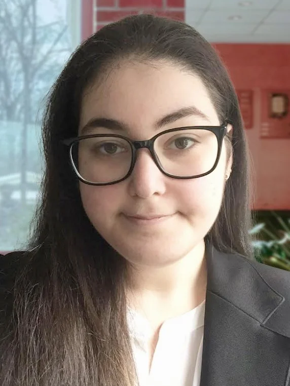 Yipiyap Tutor Donya Abu Shark