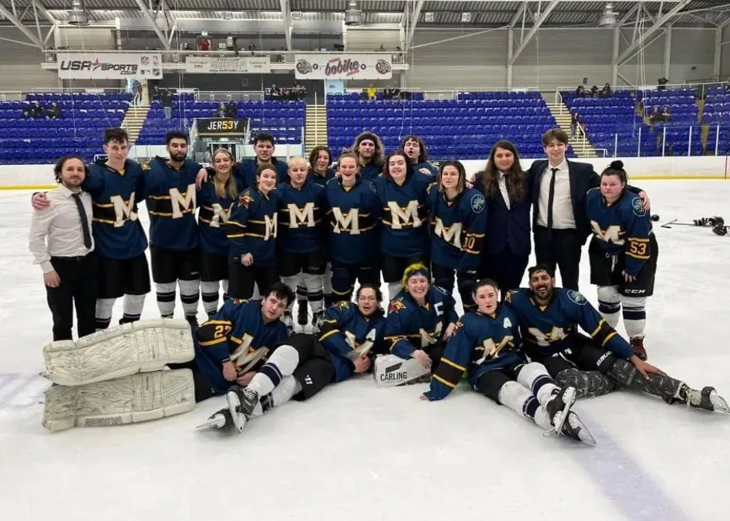 Brooke's hockey team!