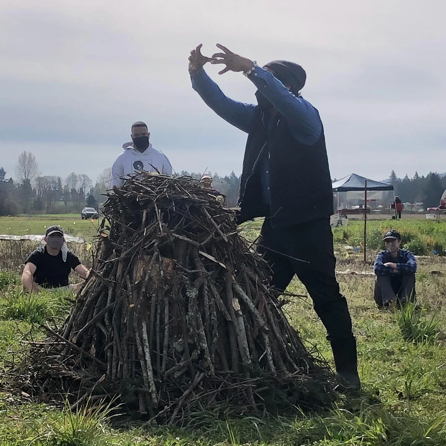 Still totally inspired by Saturday&rsquo;s workshop with the @bokashi4u @sauvieislandcenter on Wapato Island (Sauvie Island).

Cuauhtemoc Villa is a talented and natural teacher with an amazing ability to merge indigenous knowledge and ways with mode