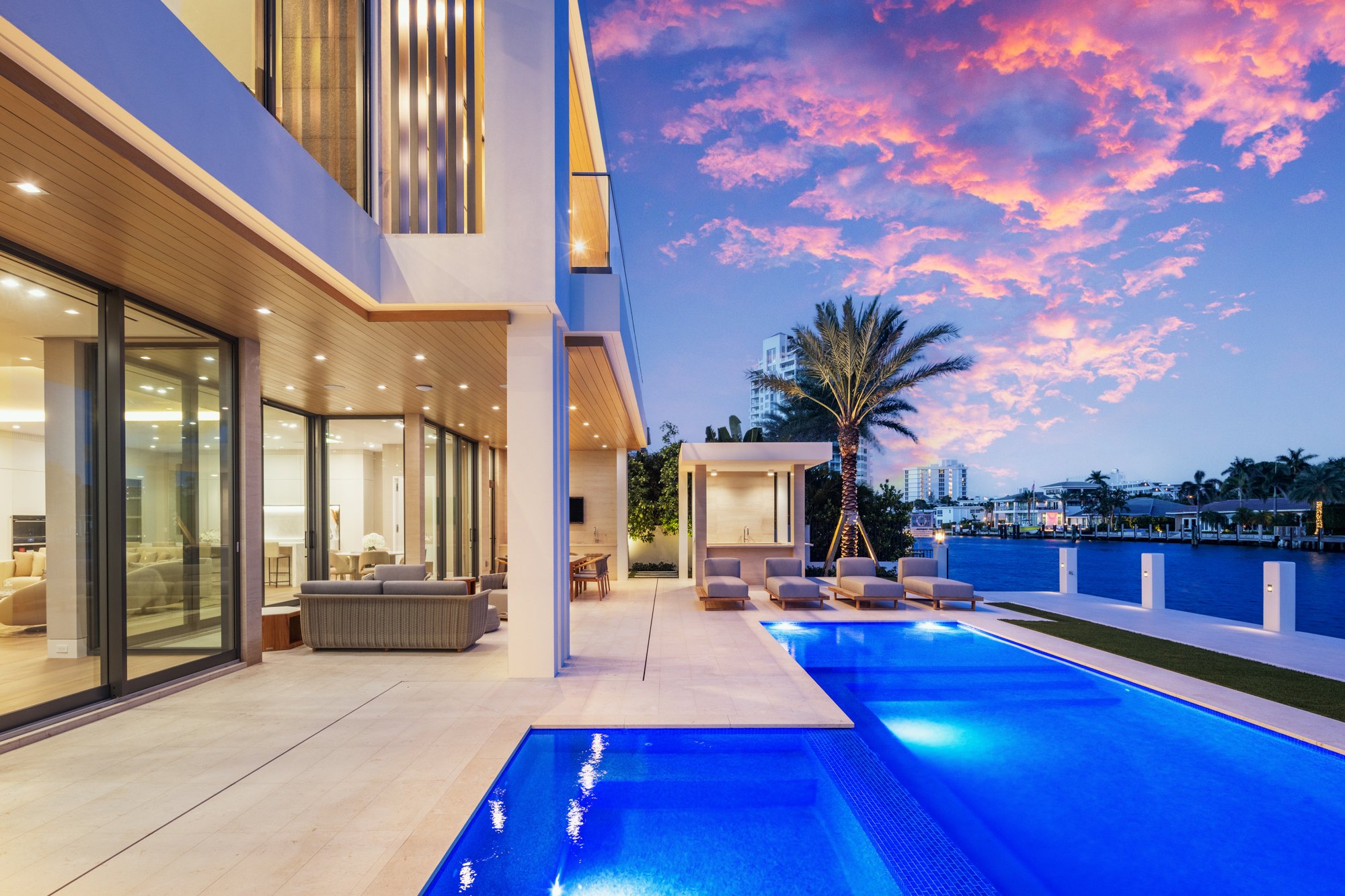 Twilight 8 - No Stickers.jpg