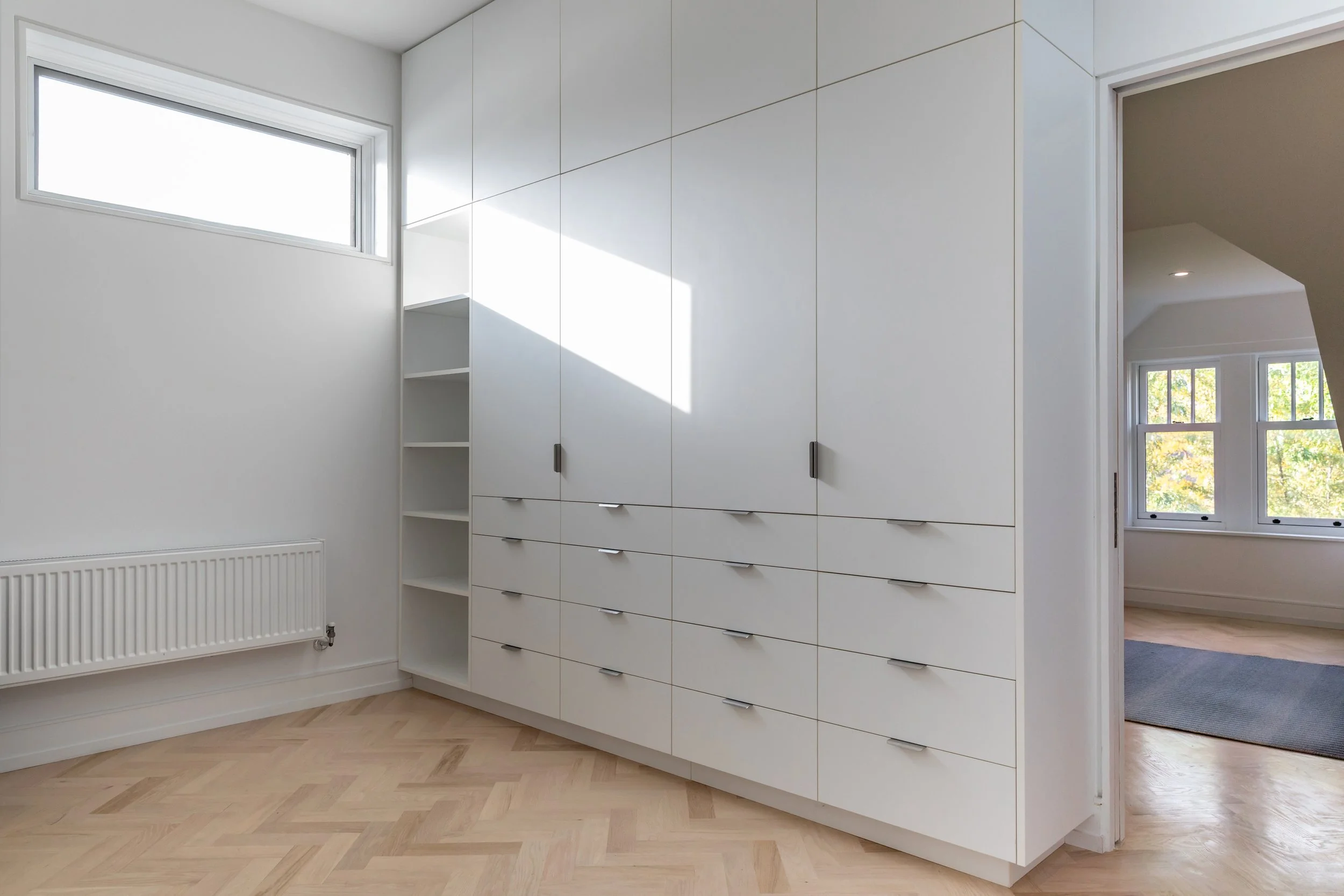 187A_walkclosets to office.jpg