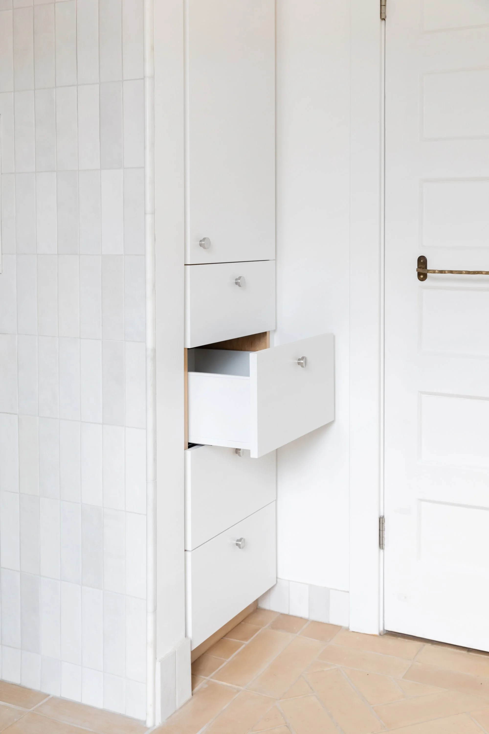 808P_02_bathroom 10.jpg