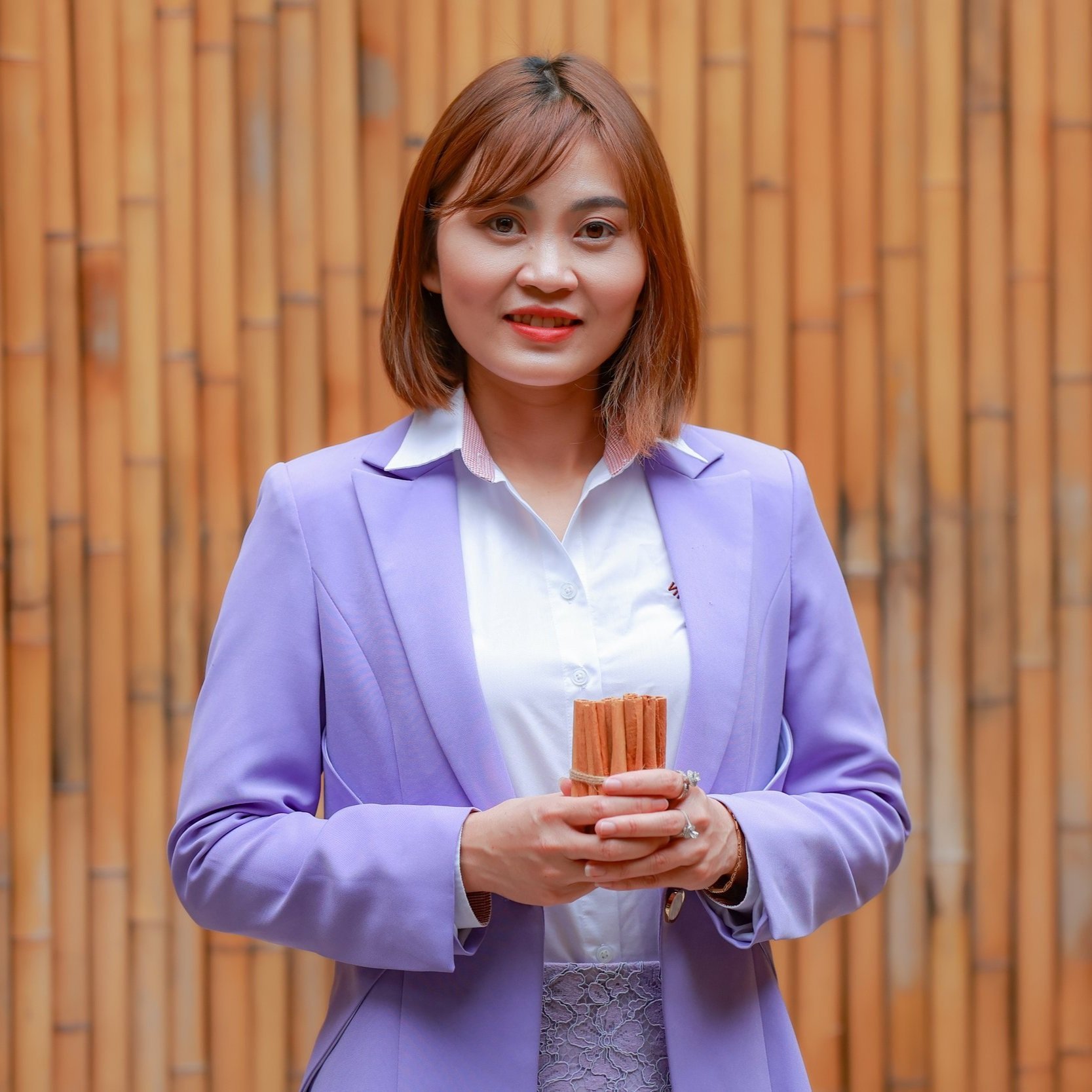 Lisa Huyen, CEO of Vinasamex