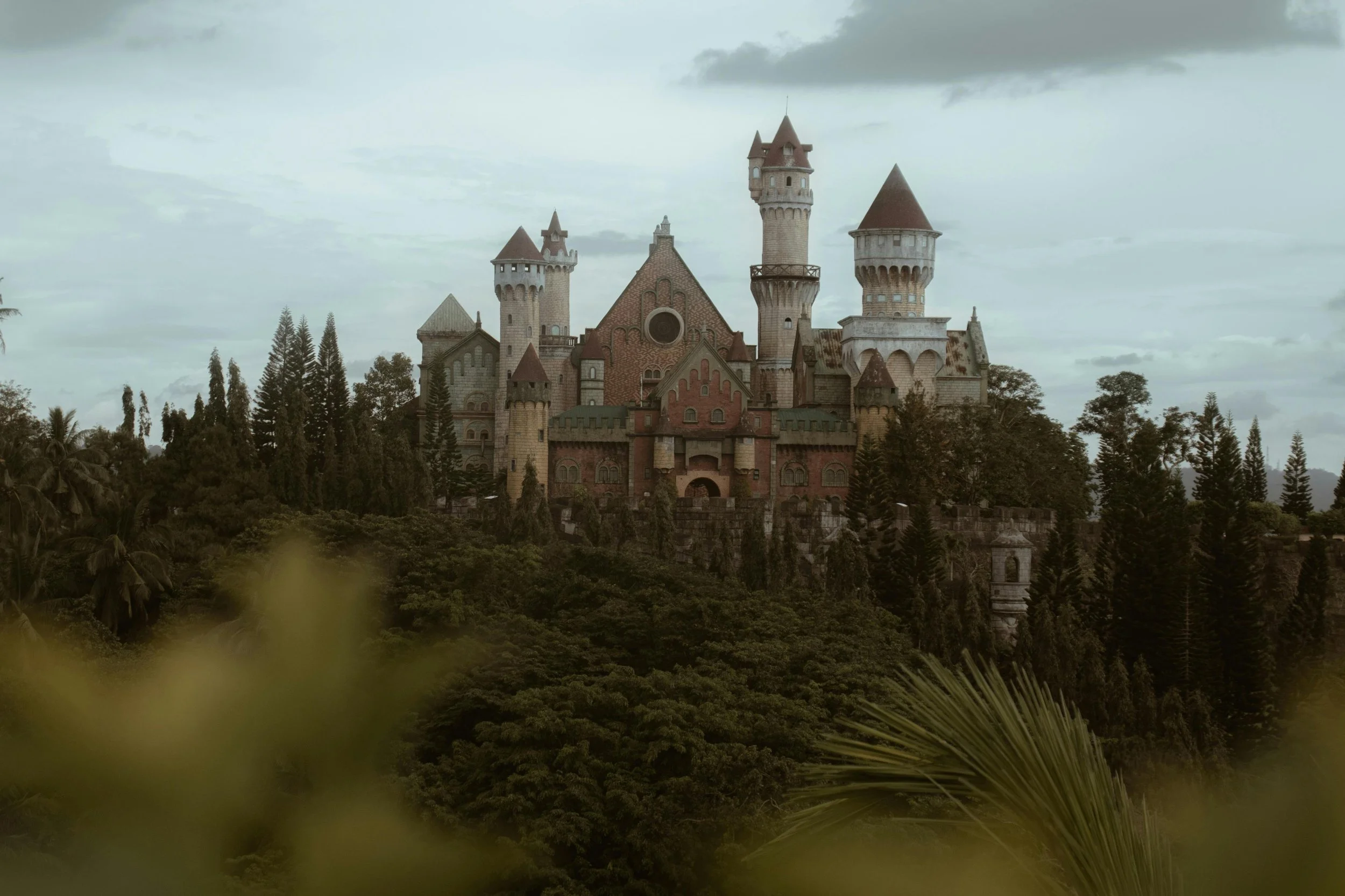 Castle walls know the truth