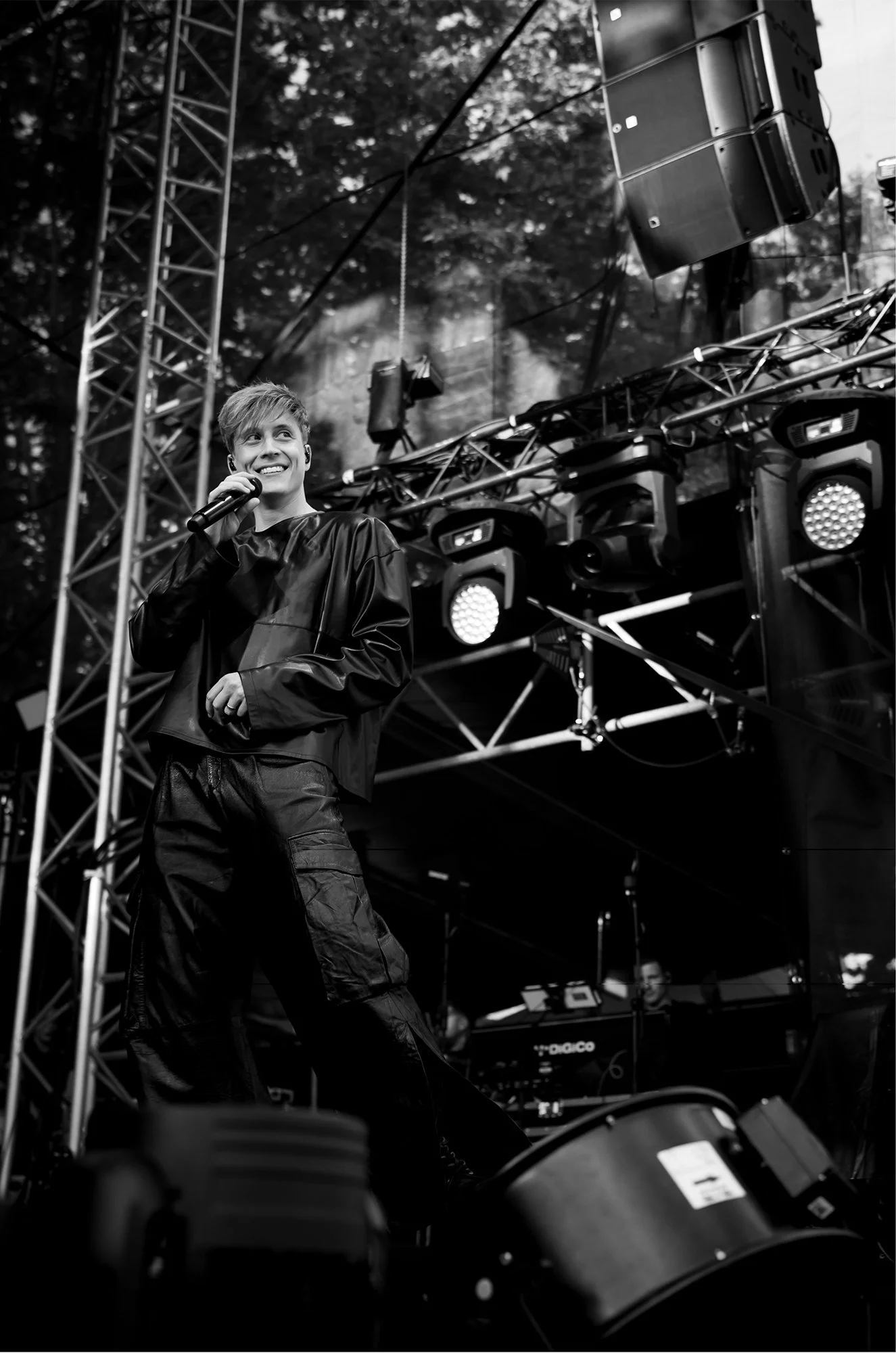 photographe-Festival-Rodez-Loic Nottet-Festivada-002.jpg