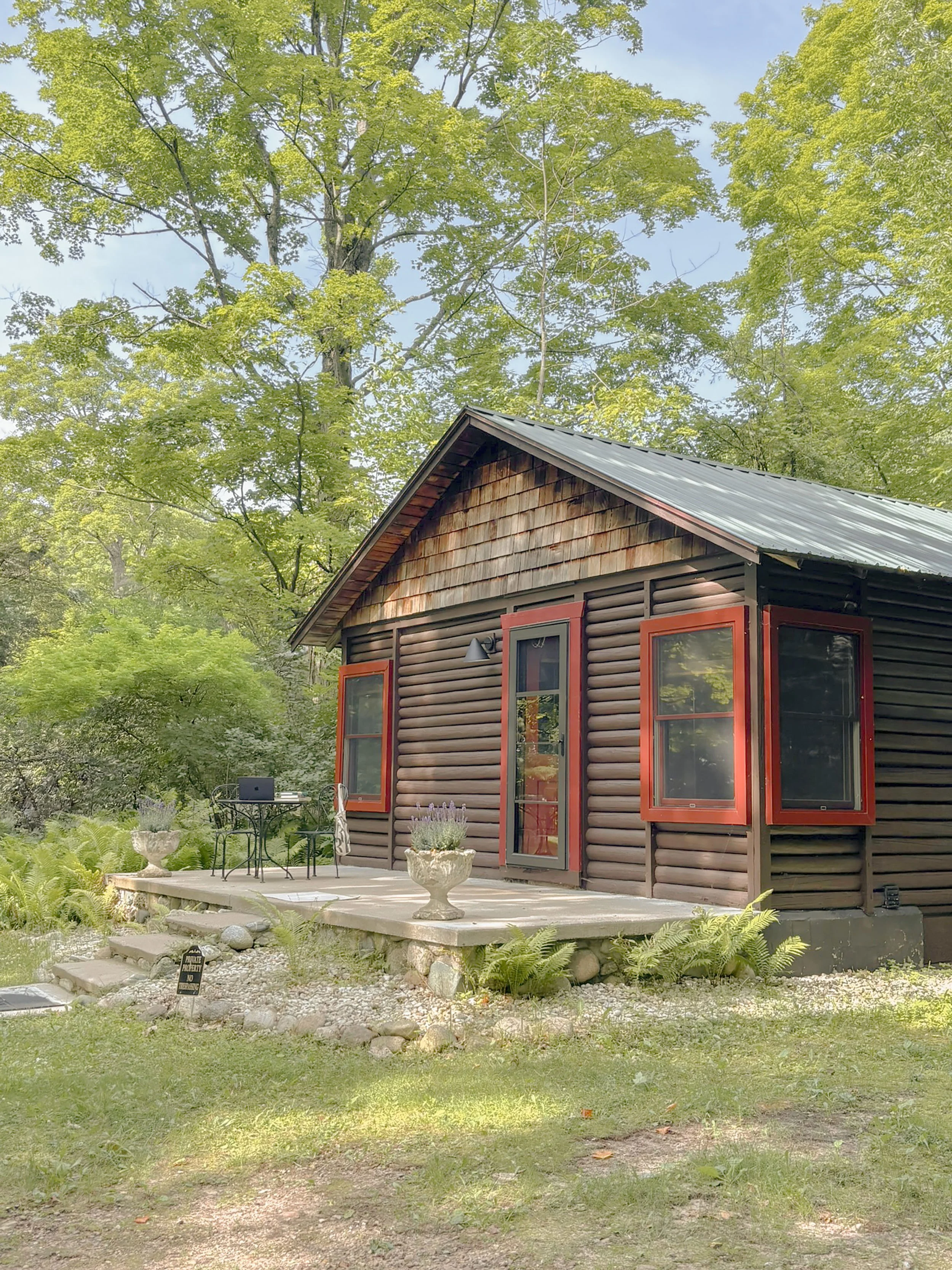 cabin-w.jpg