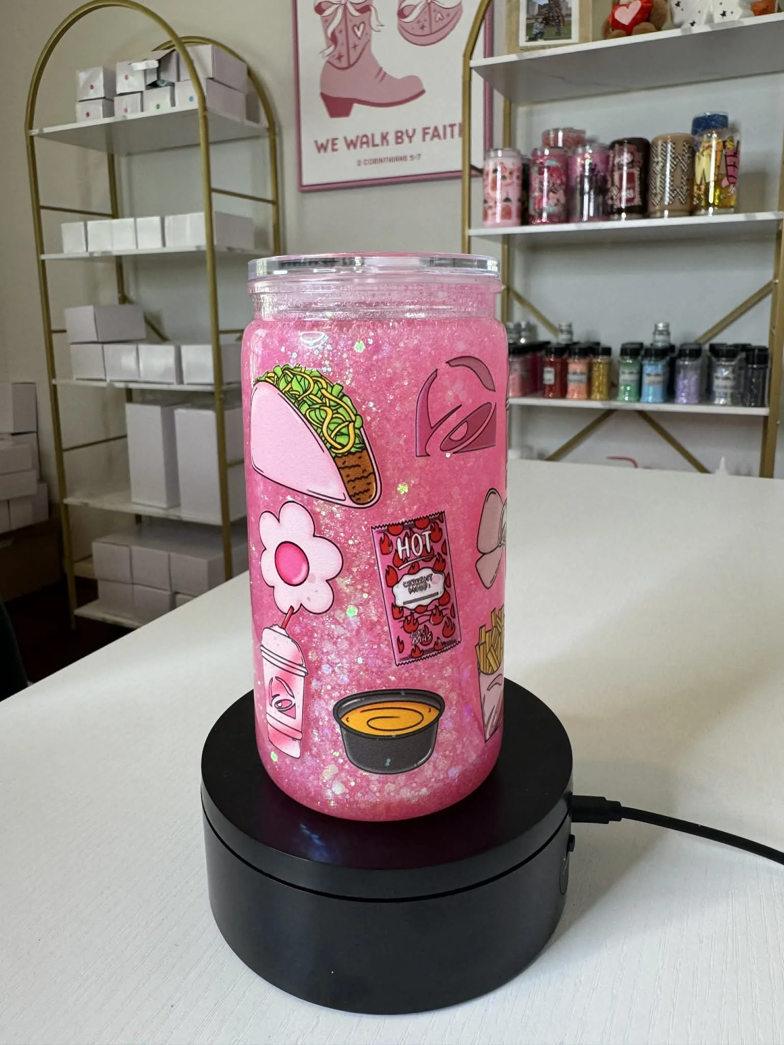 Pink Taco Bell (16oz)