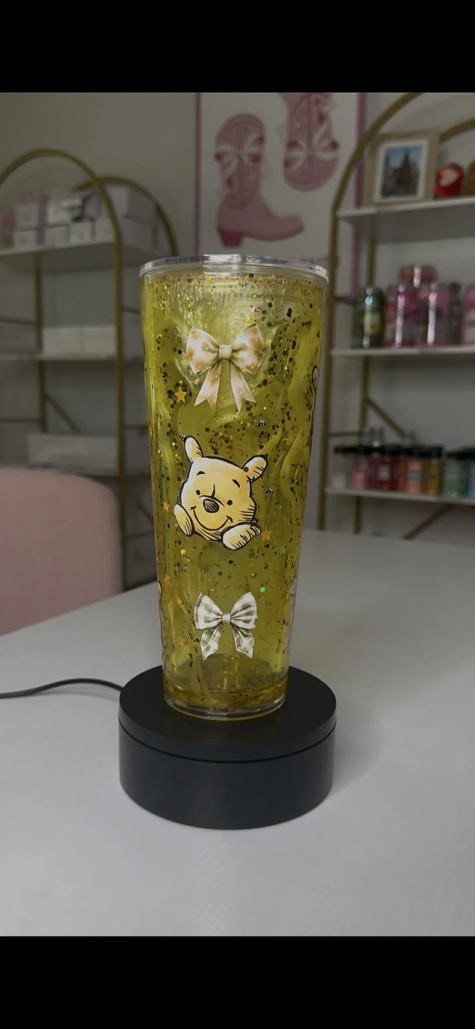 Winnie The Pooh (24oz)