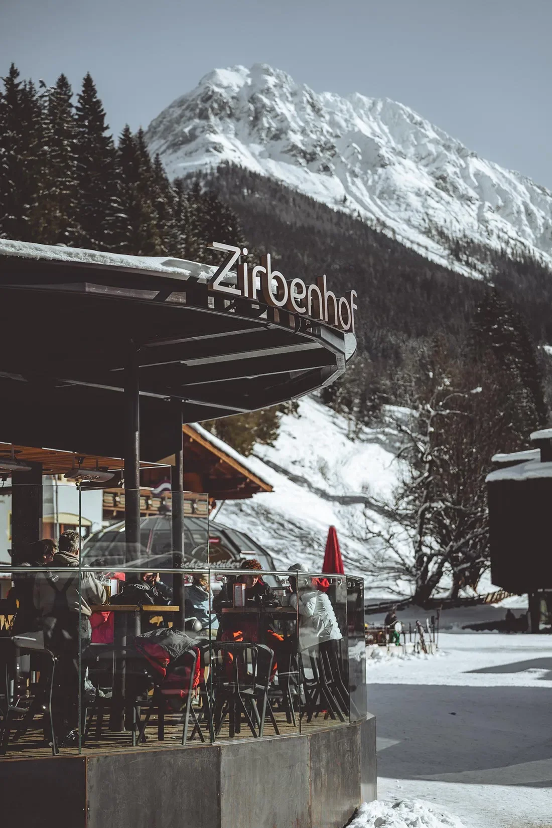 zirbenhof_03_stranger_innenarchitektur.webp