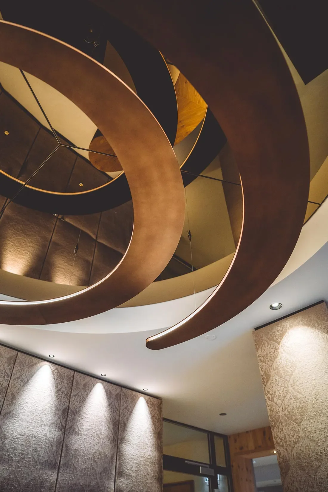 zirbenhof_08_stranger_innenarchitektur.webp