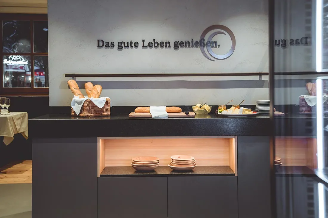 zirbenhof_14_stranger_innenarchitektur.webp