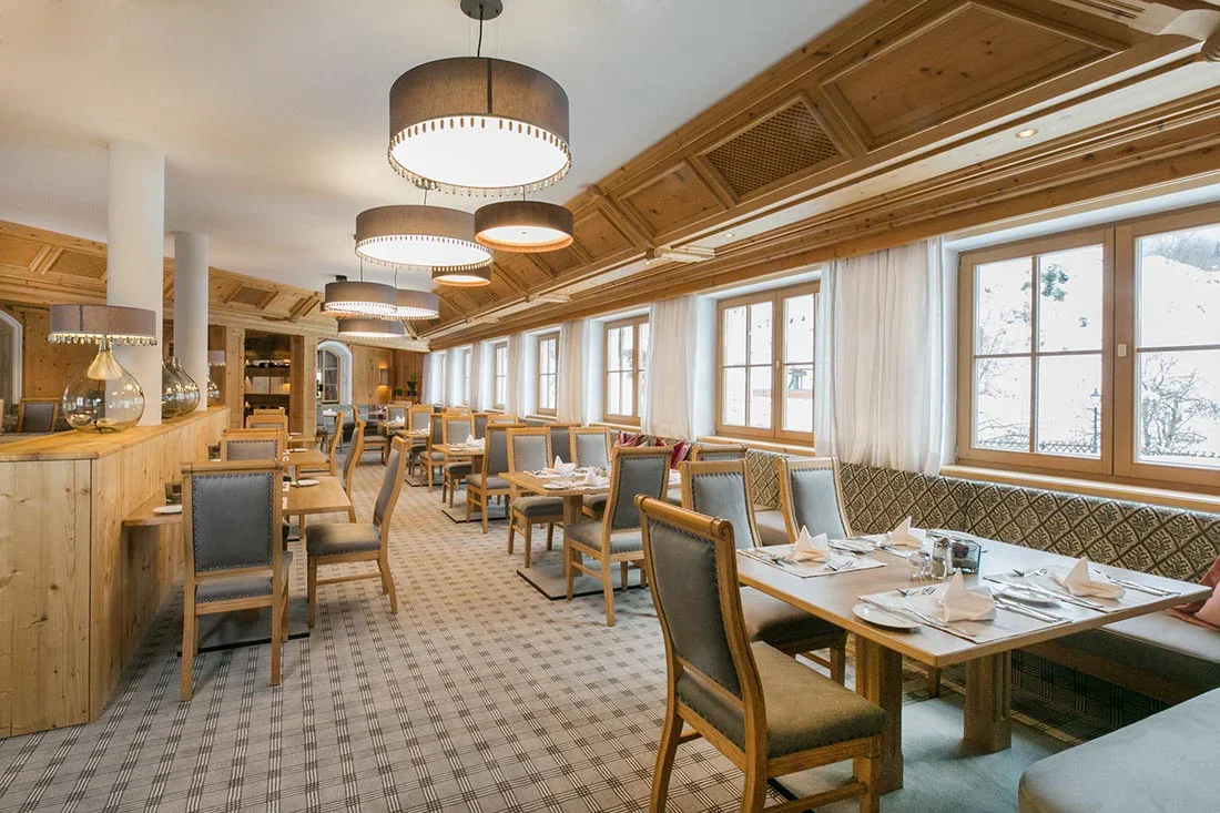 hotel-alpenhof04-stranger-innenarchitektur.webp