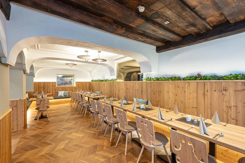 stegerbraeu-restaurant13-innenarchitektur-stranger.webp