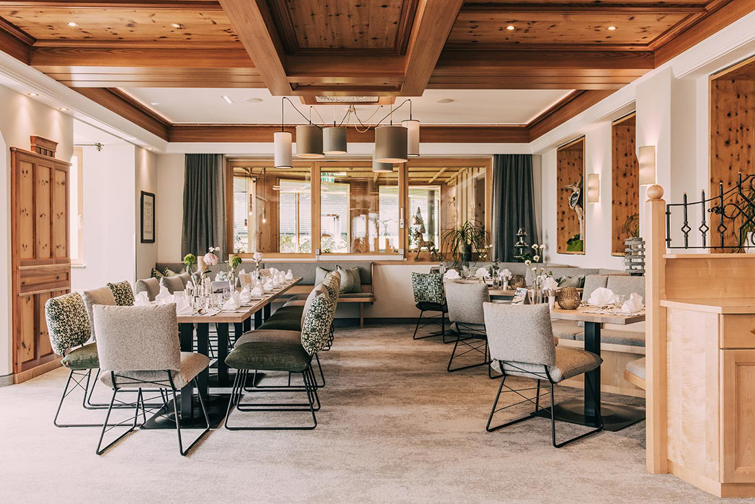 schwaigerhof_restaurant1_stranger_innenarchitektur.webp