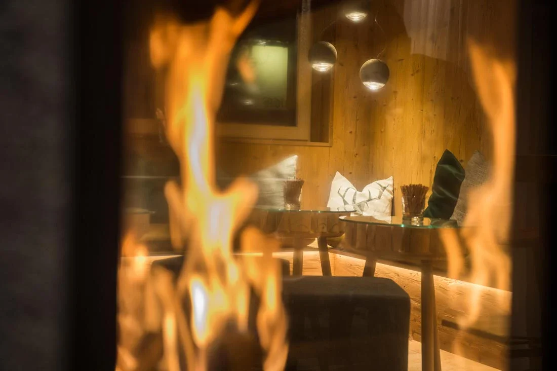 hoteladlerbar1-stranger-innenarchitektur.webp