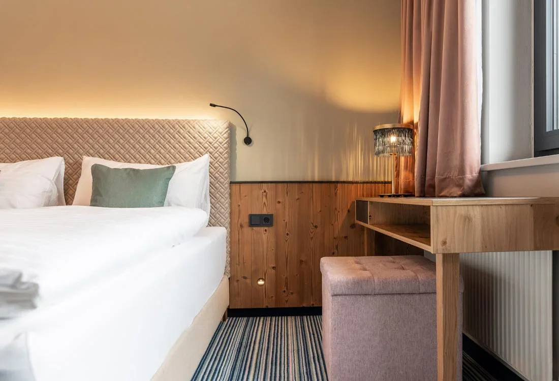 hotel-erzherzog-johann-stranger-innenarchitektur.webp