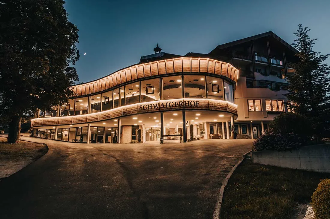 hotelschwaigerhof-stranger-innenarchitektur.webp