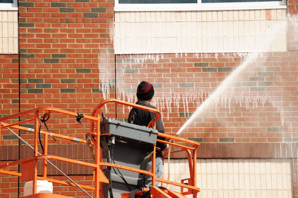 Pressure Washing (Structure)