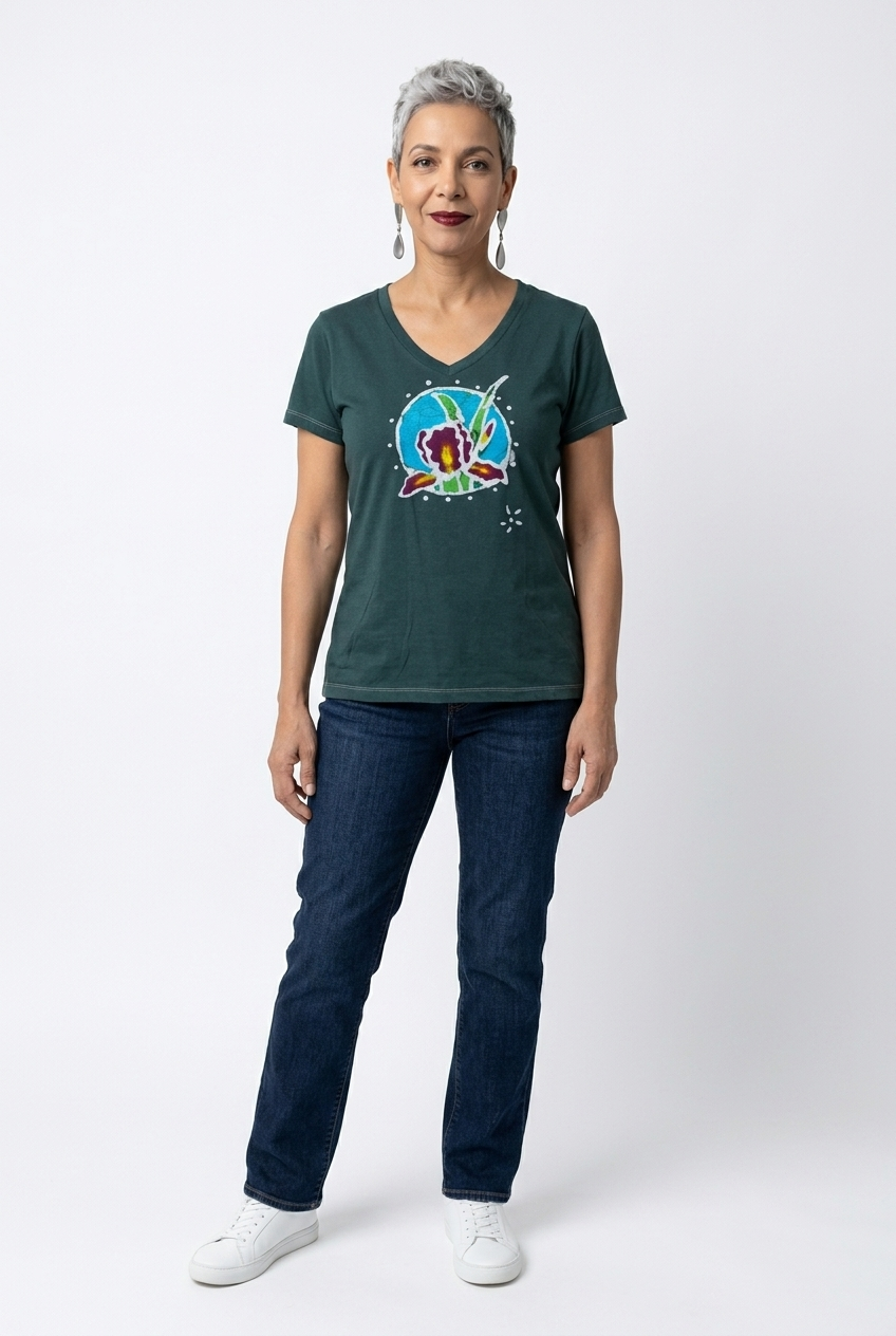 Iris V-Neck Medium
