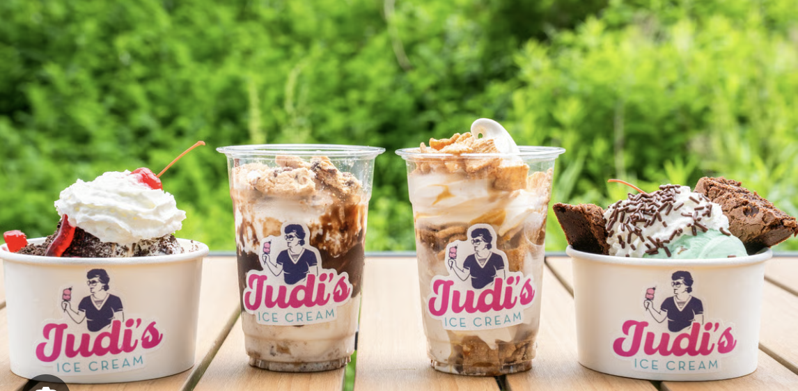 Join me for a creemee at Judi's Ice Cream in Williston!