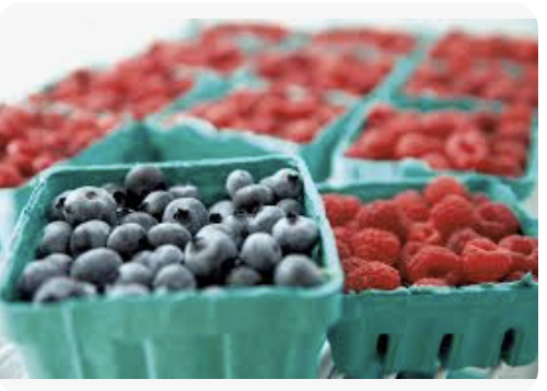 Join me for a creemee at the Sweet Roots Farm and Market in Charlotte!