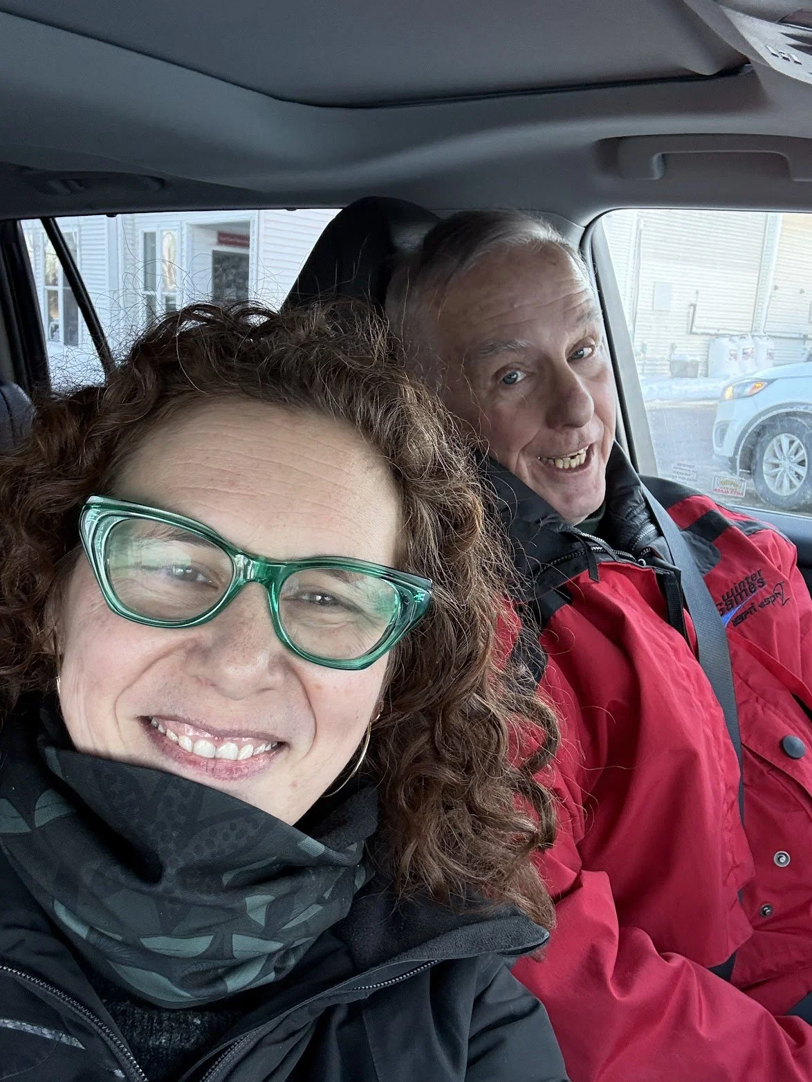 On the way to an Indivisible meeting with Howard Dean