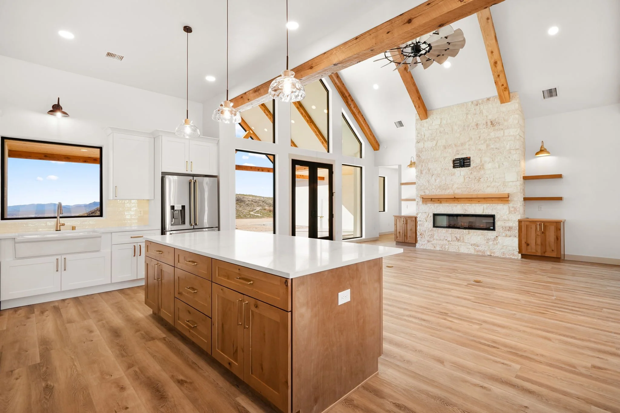 6625 Country Rd-78.JPG