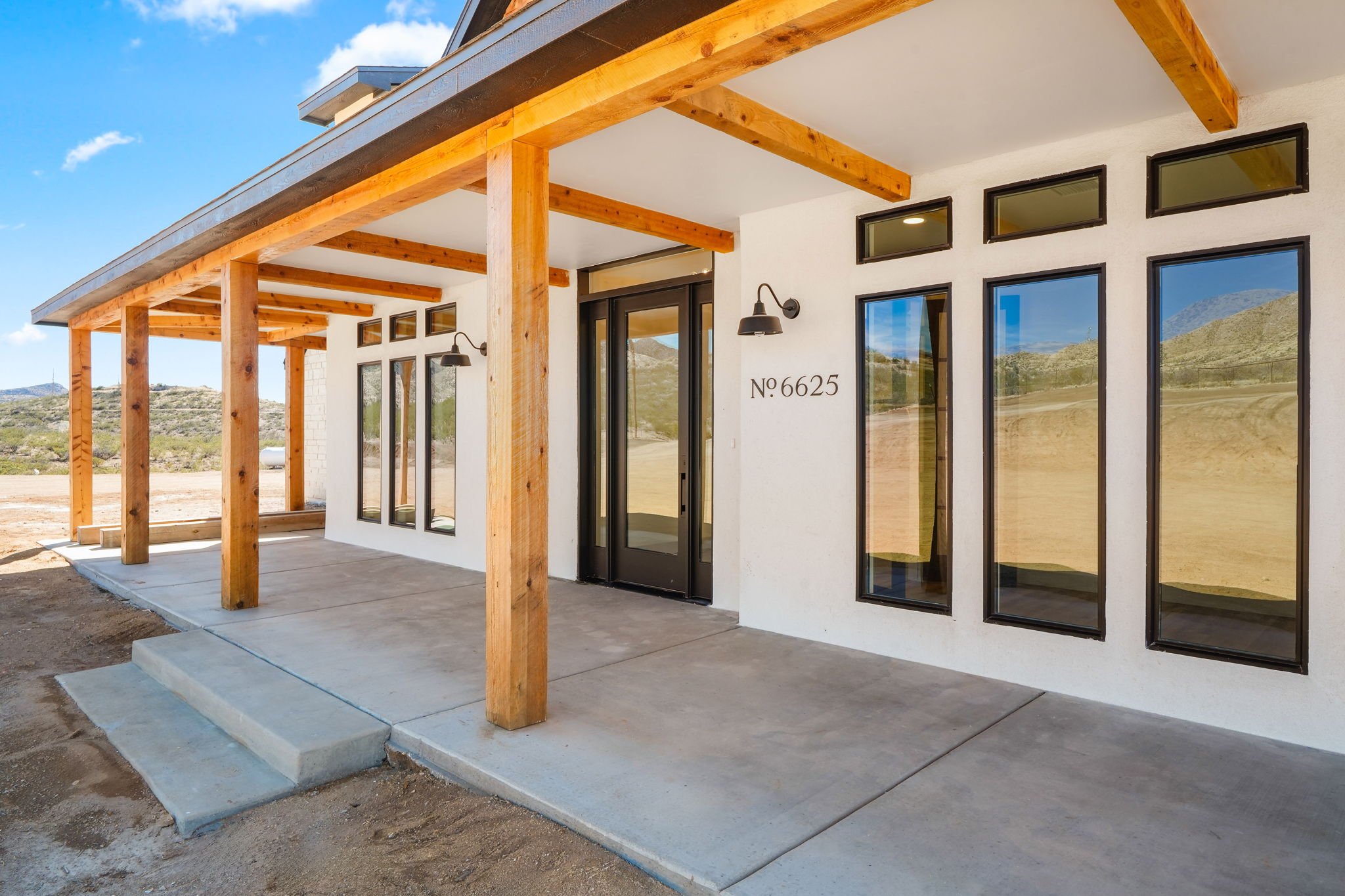 6625 Country Rd-4.JPG