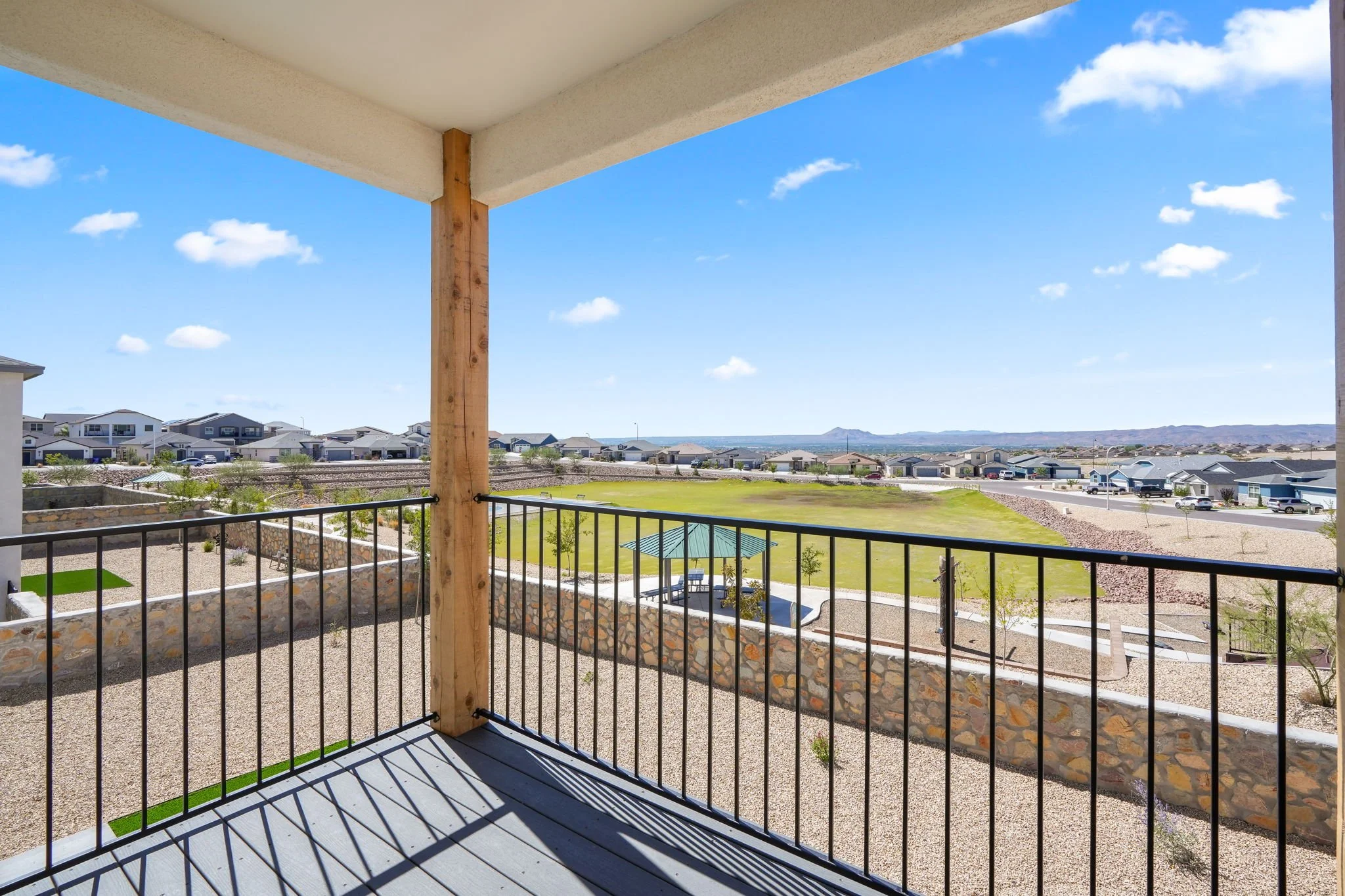 4021 Boardwalk Rd-24.jpg