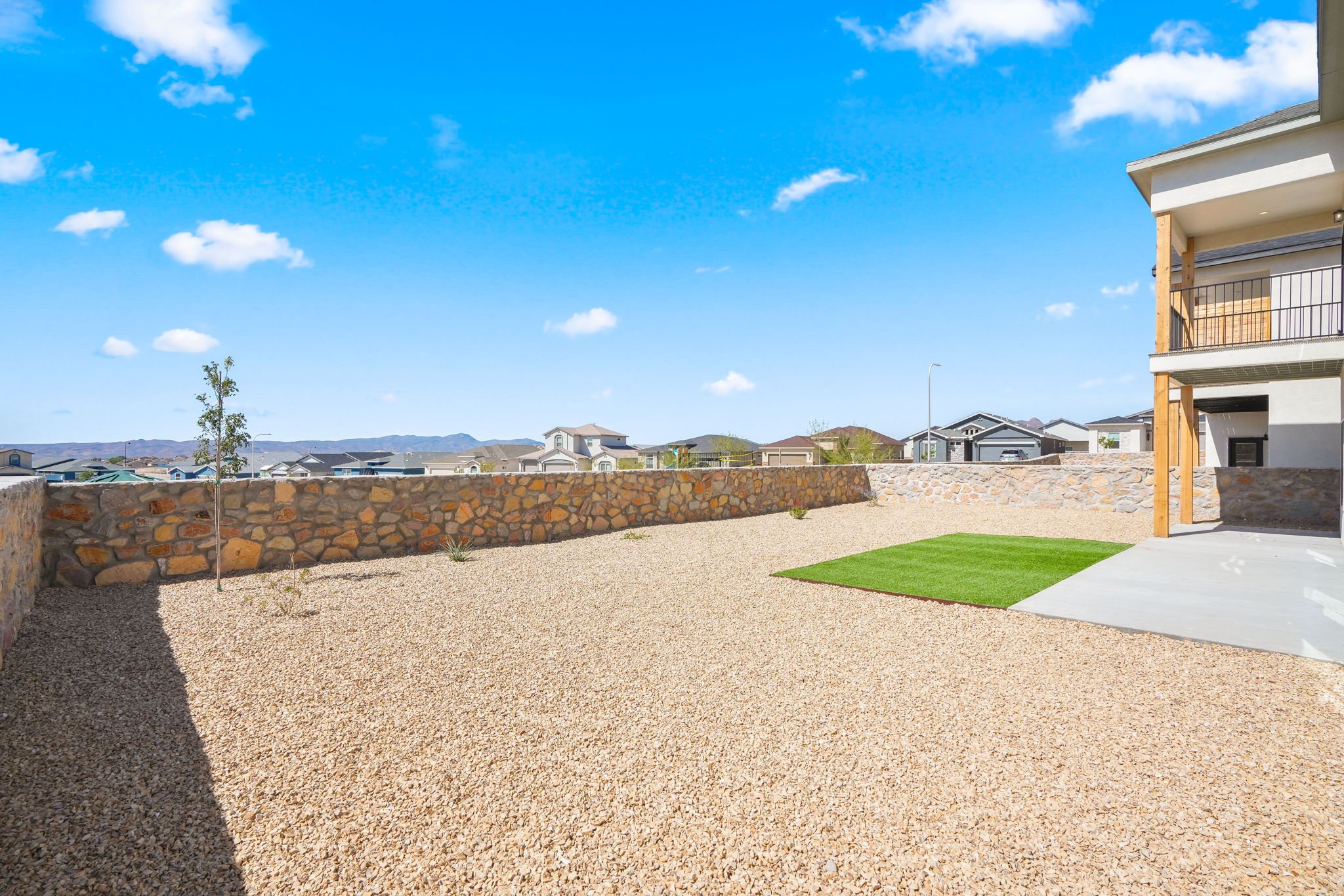 4021 Boardwalk Rd-52.jpg