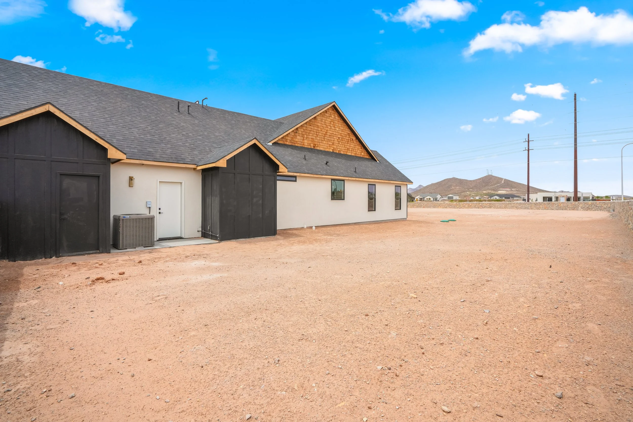 3291 Colina Court-115.jpg