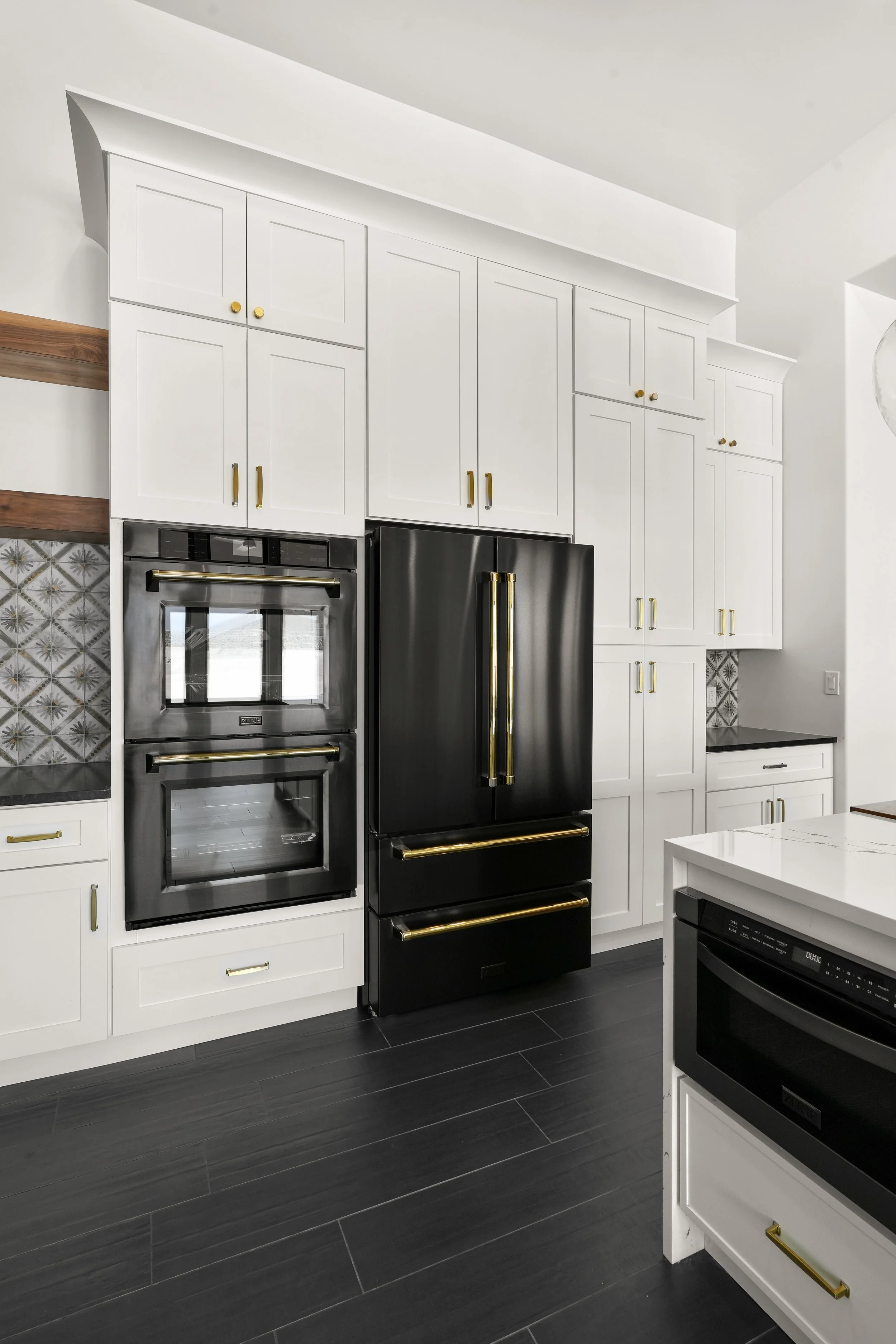 3231 Cerro Ct-24.jpg