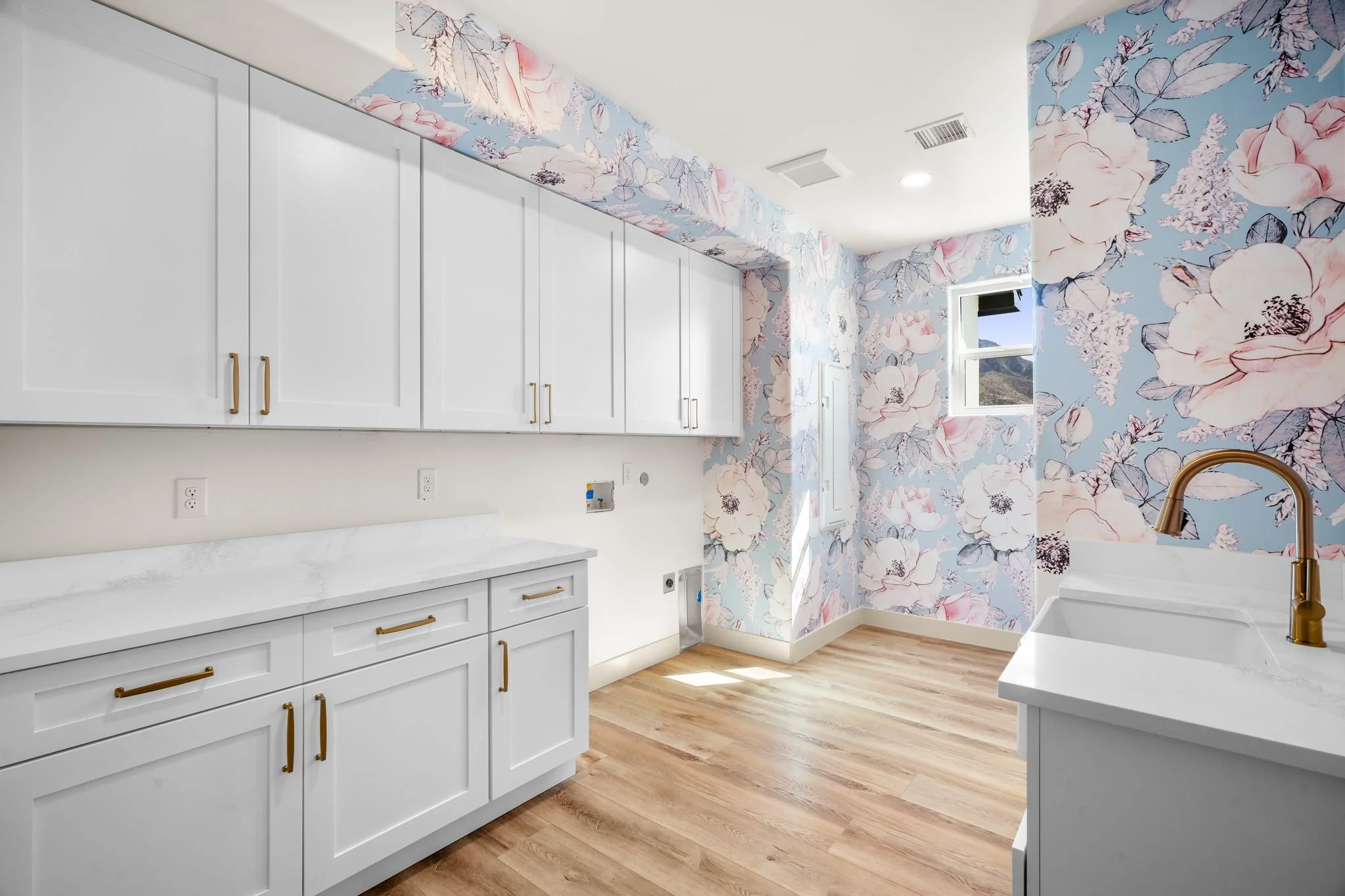 6625 Country Rd-48.JPG