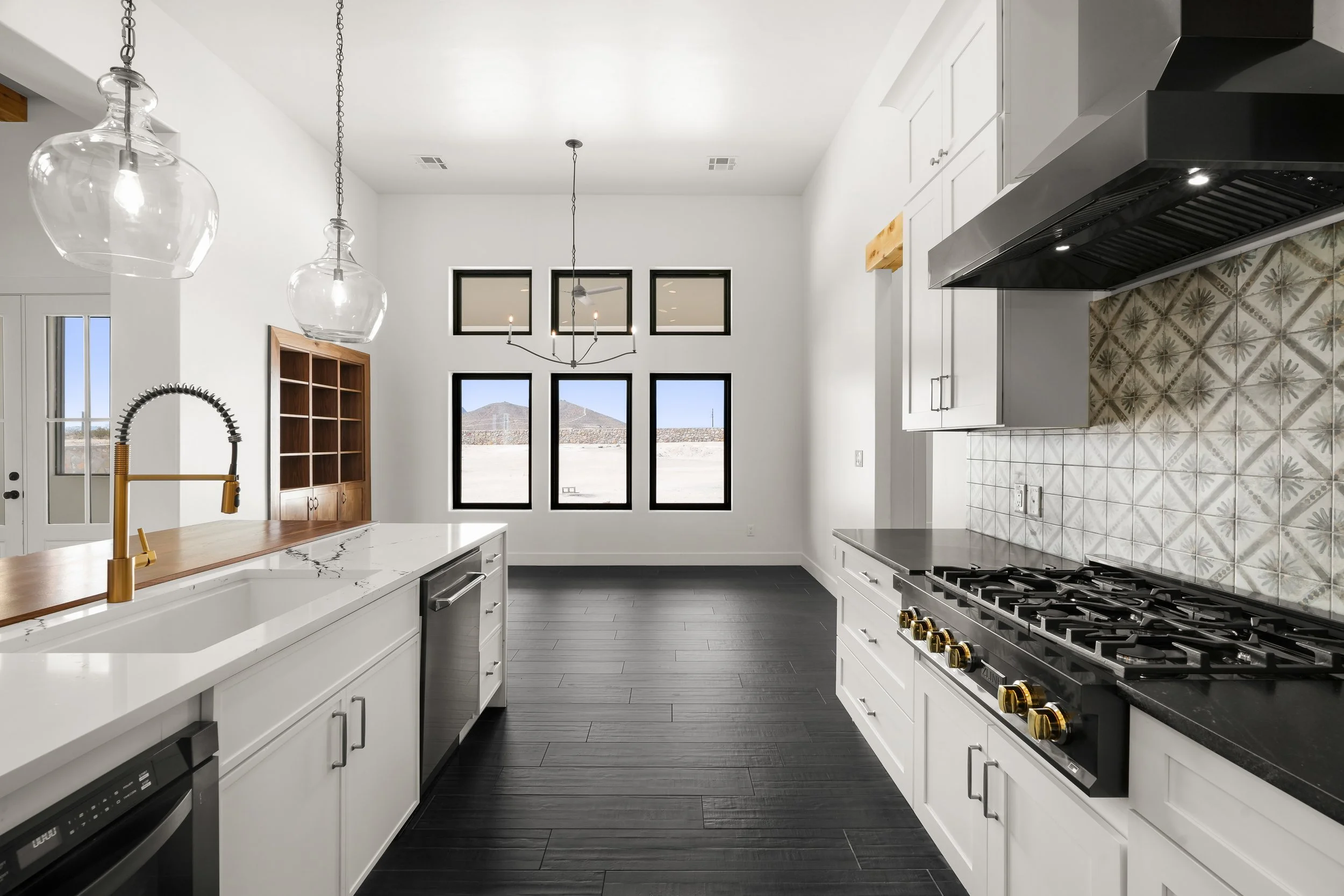 3231 Cerro Ct-26.jpg