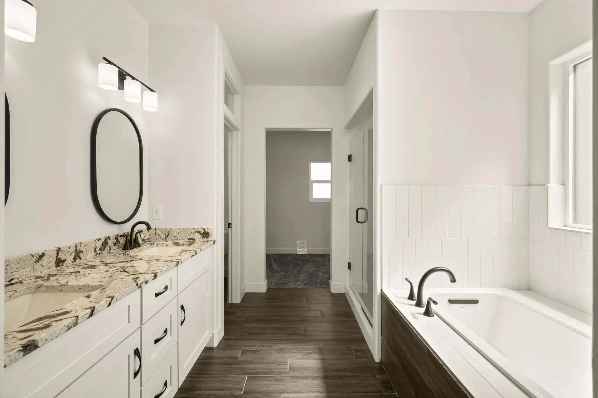 4025 Boardwalk Rd-28.jpg