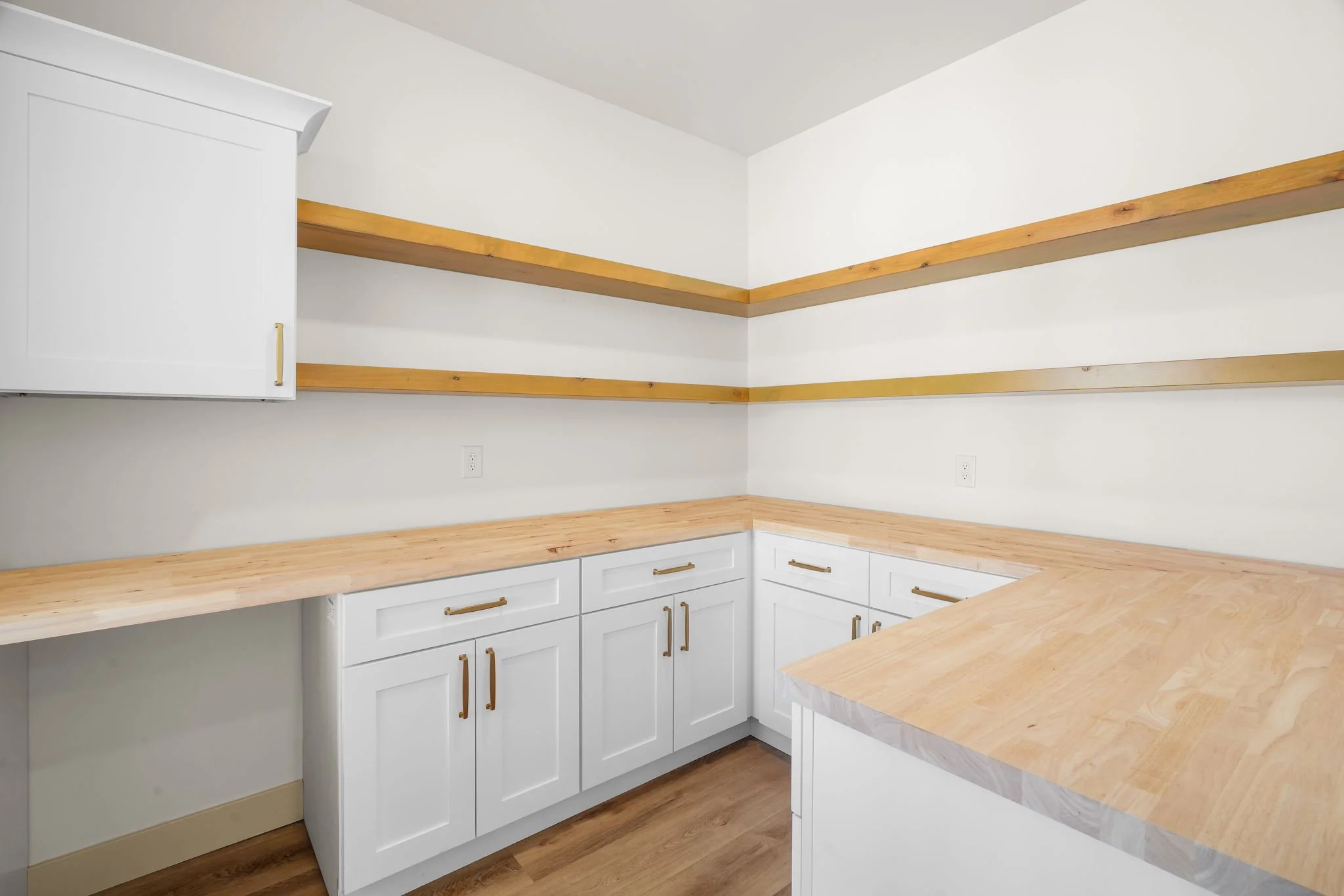 6625 Country Rd-55.JPG