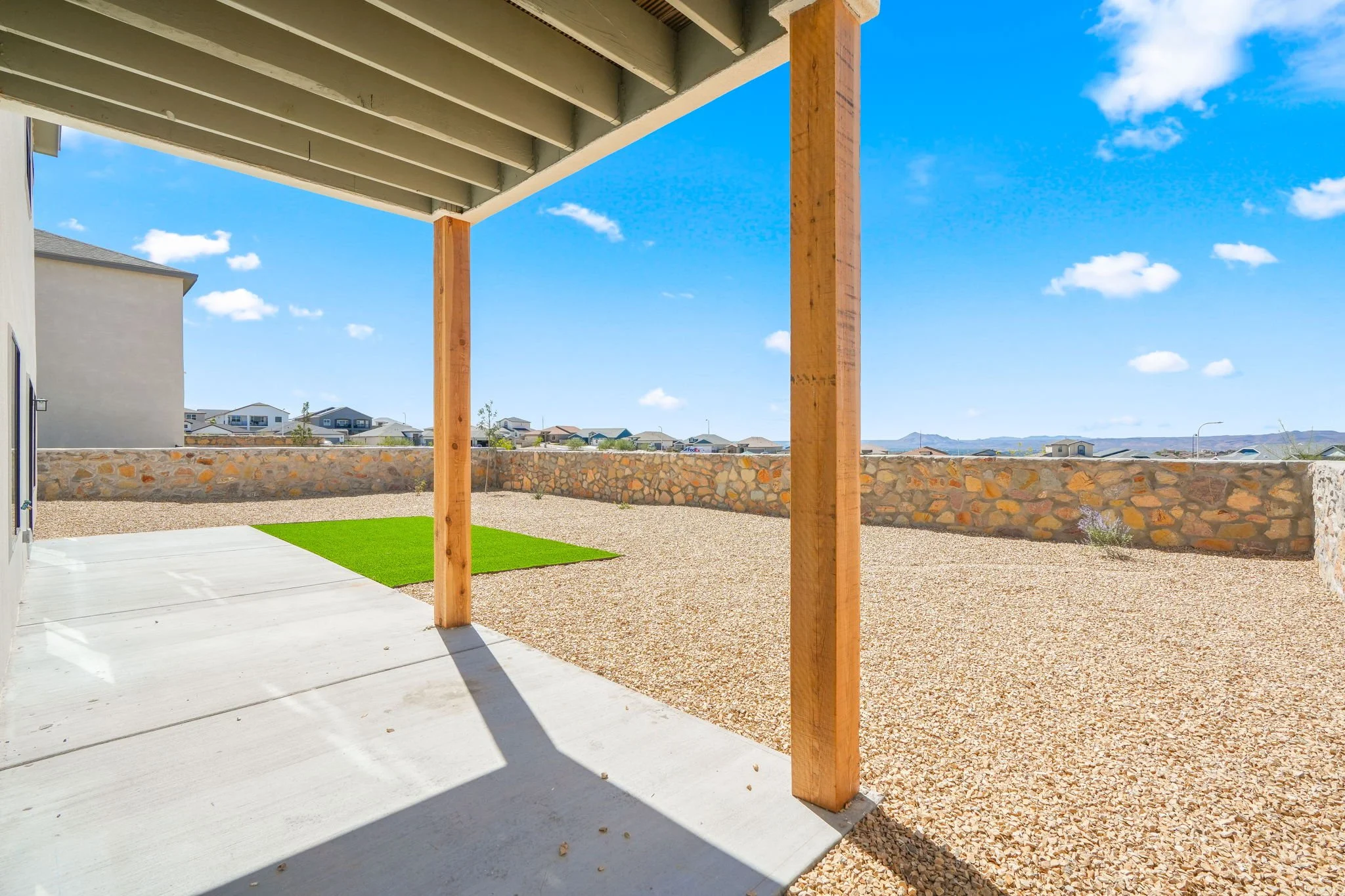 4021 Boardwalk Rd-54.jpg