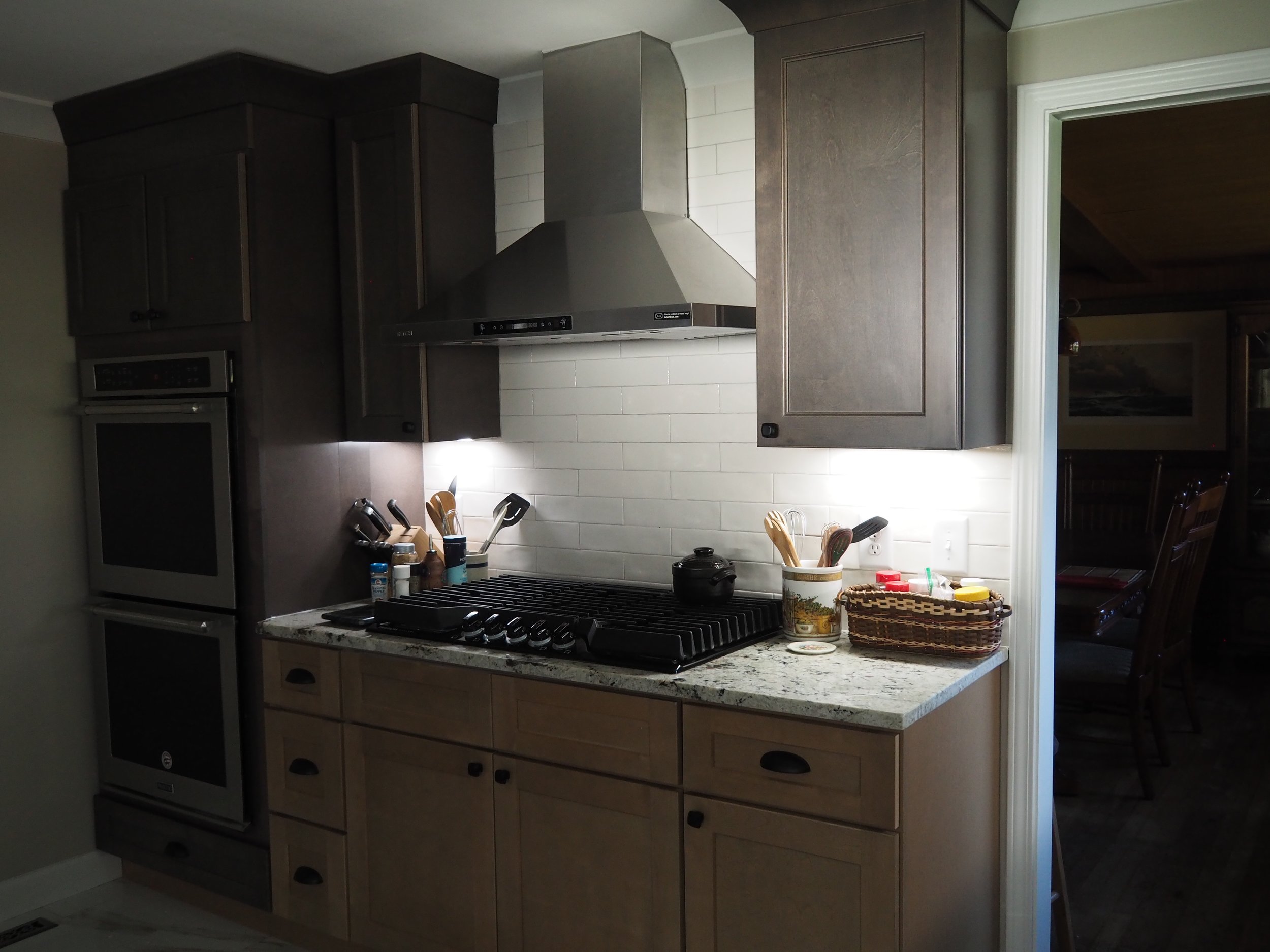 Paramount kitchen end #1.JPG