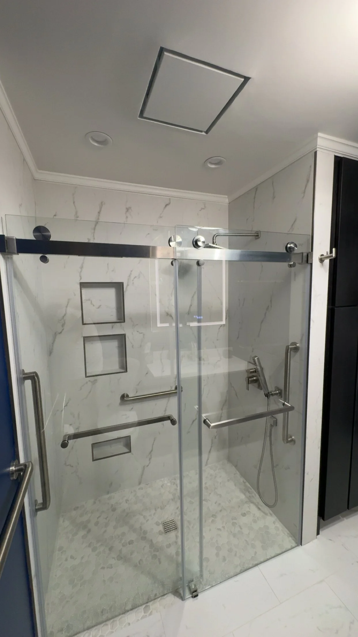 Custom shower by GHI.JPG