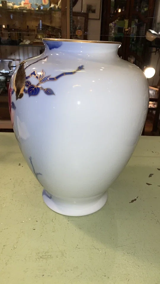 vase_2.webp