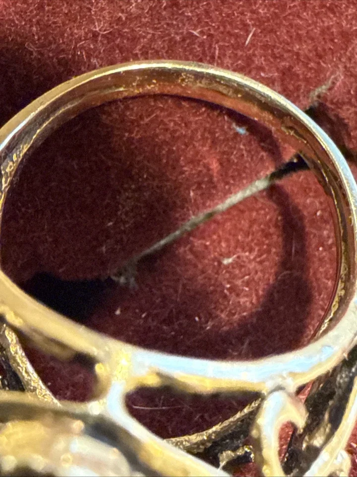 garnet_ring_9.webp