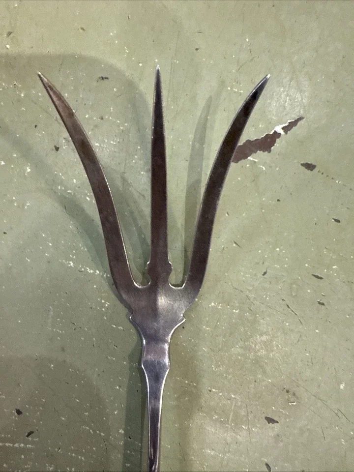 Frank Smith Colbert Sterling Silver Lettuce Fork 9"