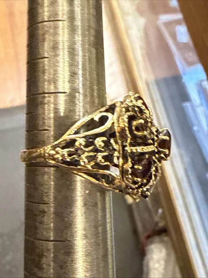 garnet_ring_7.webp