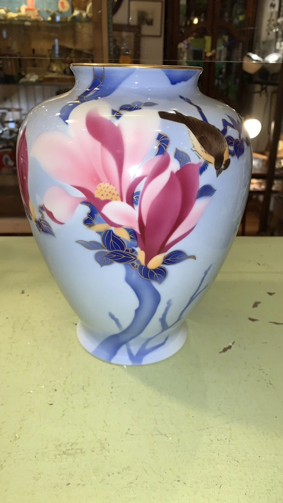 vase_1.webp
