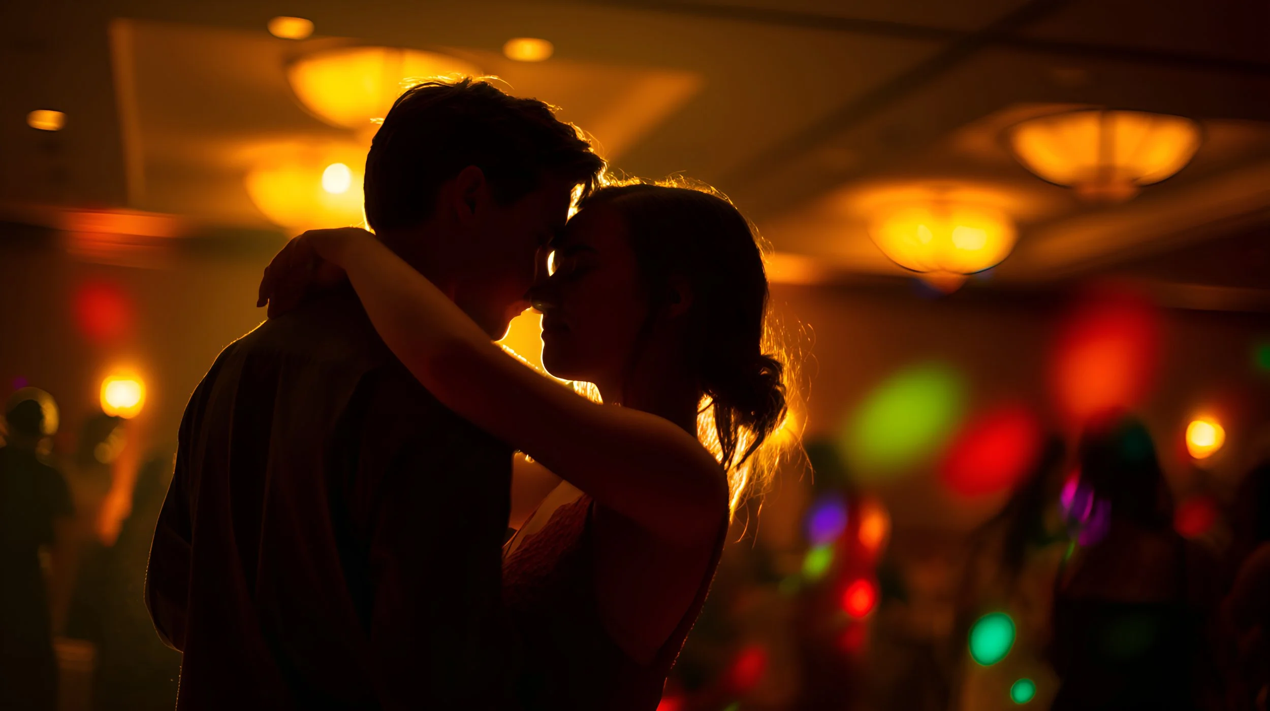 vecteezy_young-couple-sharing-romantic-slow-dance-at-prom-night_69380675.jpg